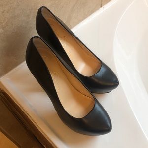 Jessica Simpson size 6 heels